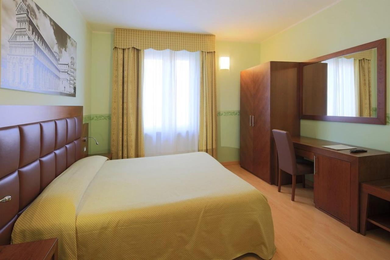 Hotel Terminus & Plaza Pisa Exteriör bild